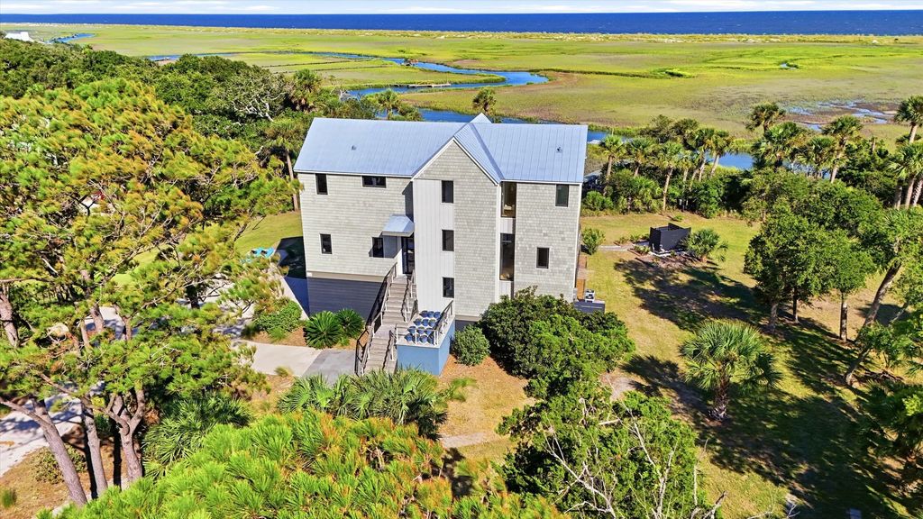 618 Flowers Drive, Edisto Island