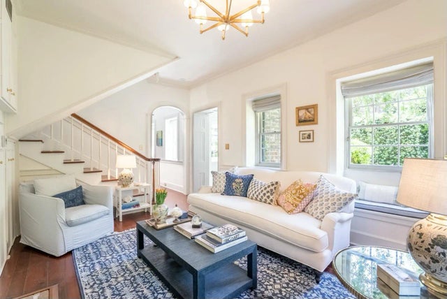 Photo of 55 Laurens Street A, Charleston SC