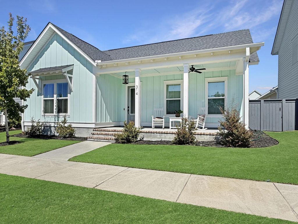 314 Ripple Park Drive, Summerville