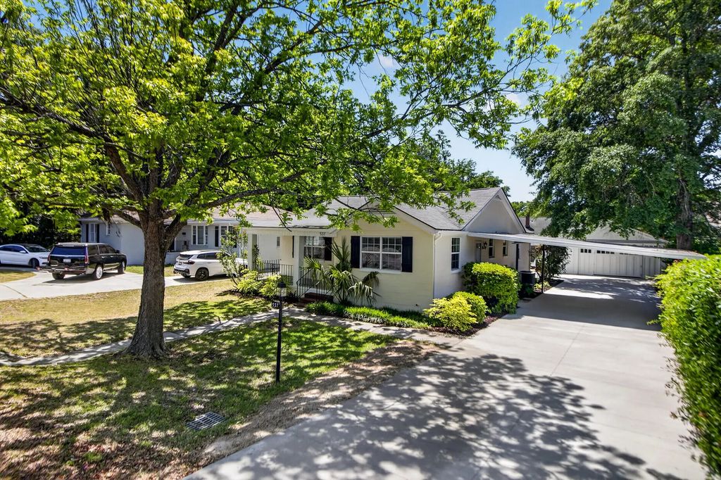 537 St. Andrew's Boulevard, Charleston