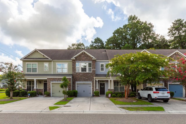 Photo of 858 Bibury Court, Charleston SC