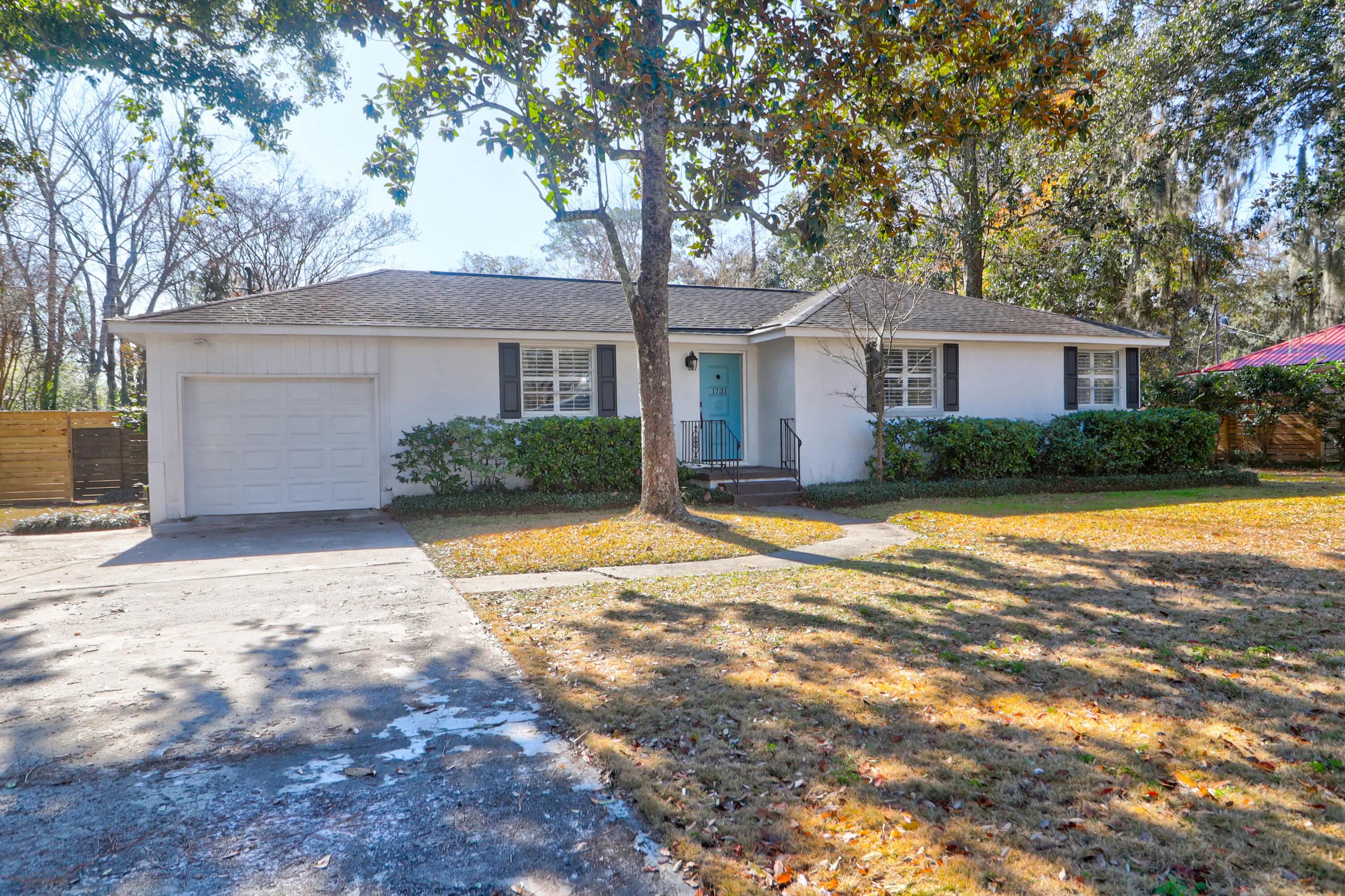 Photo of Listing #25003177