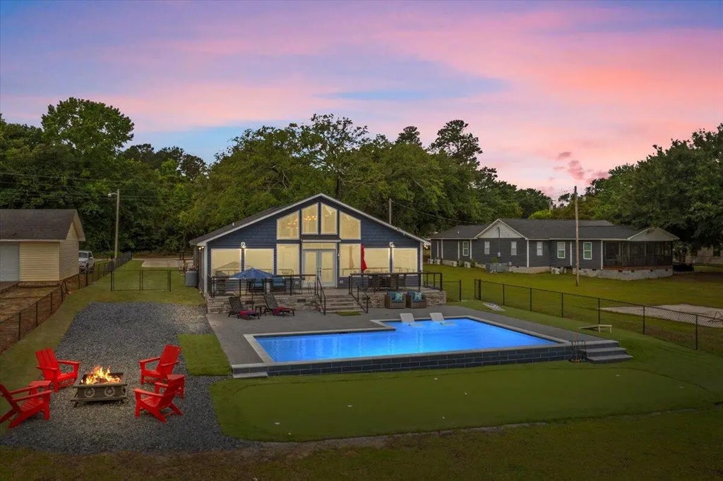 1317 Lakeview Drive, Manning