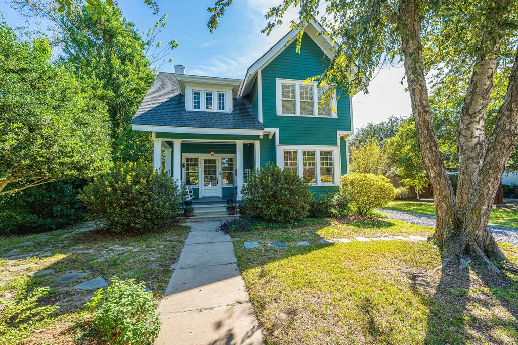 4644 Ohear Avenue, North Charleston