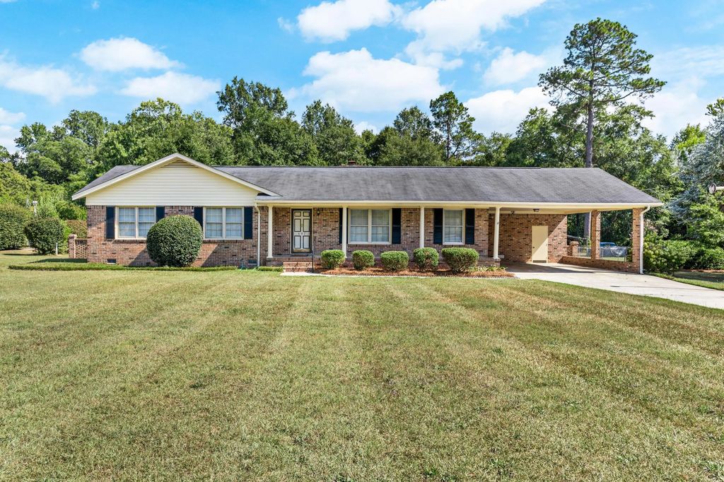497 Hodges Drive, Orangeburg