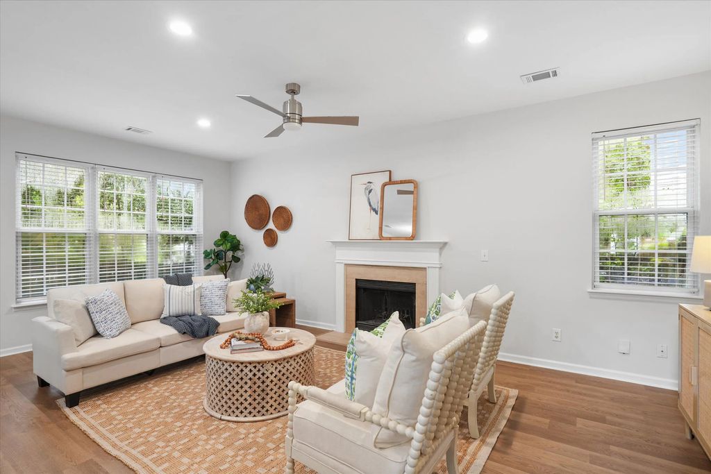 1880 Oleander Court, Charleston
