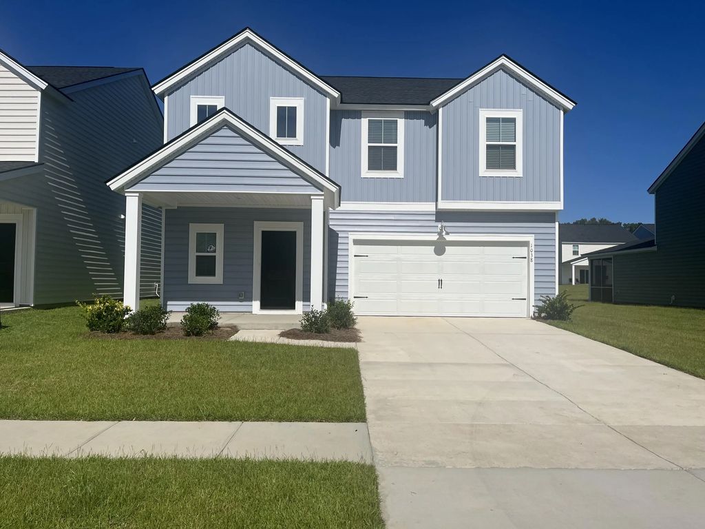 1038 Adirondack, Summerville