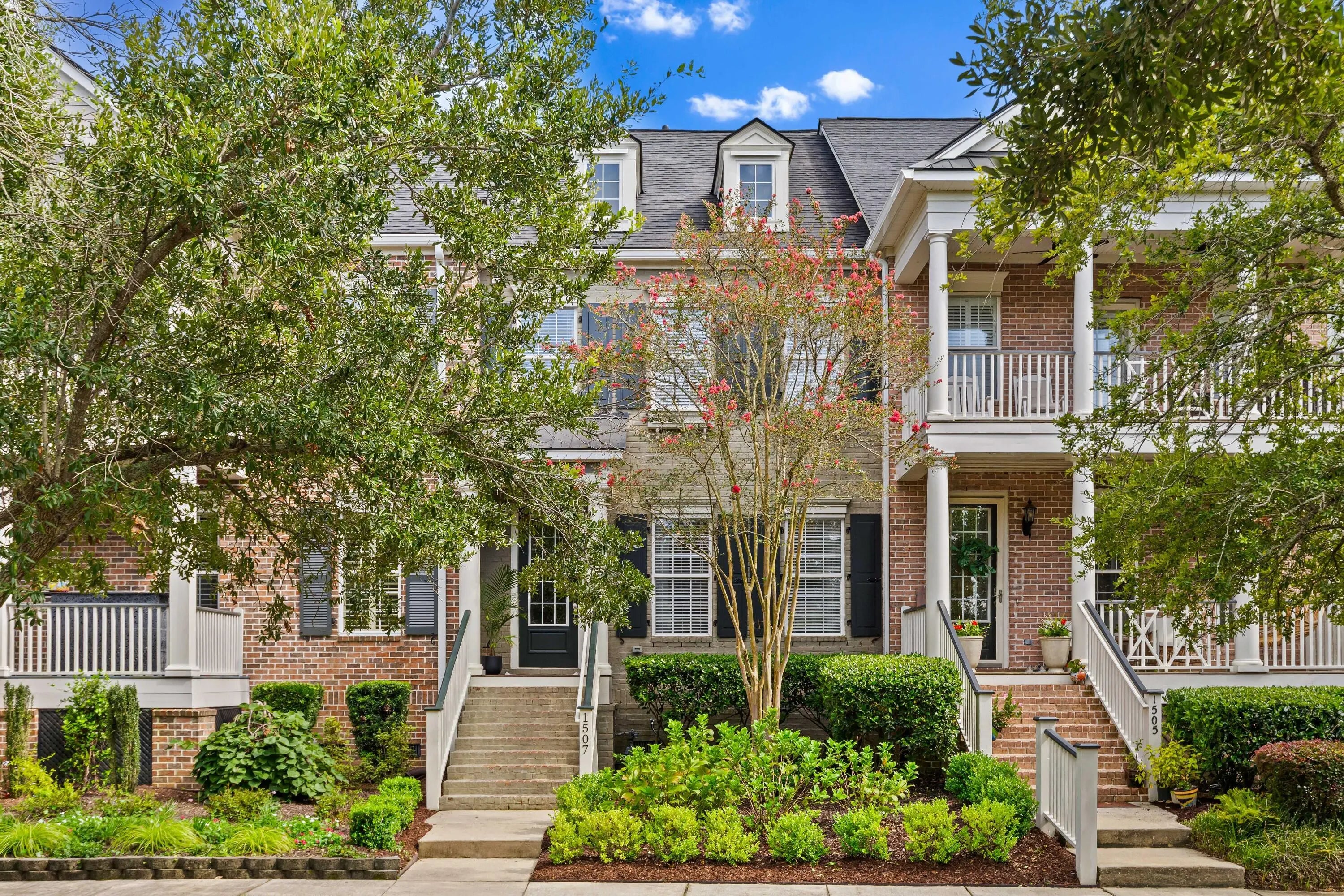 Photo of Listing #25023400