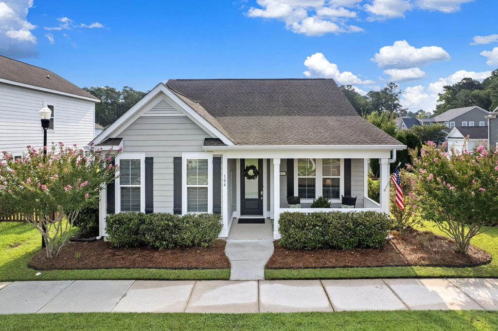 104 Starling Street, Summerville