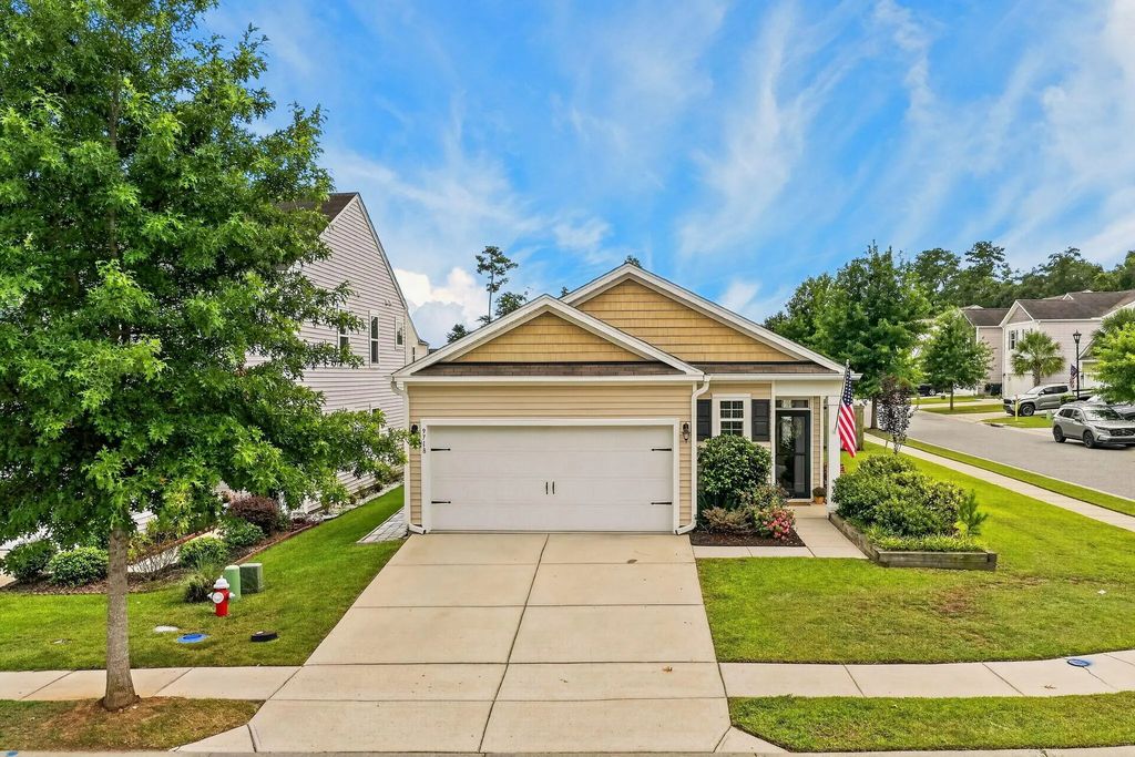 9718 Fanning Basket Lane, Summerville