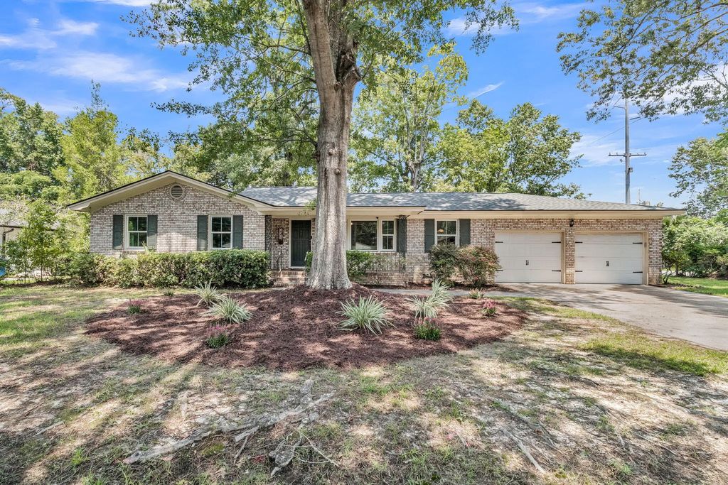 2204 N Dallerton Circle, Charleston