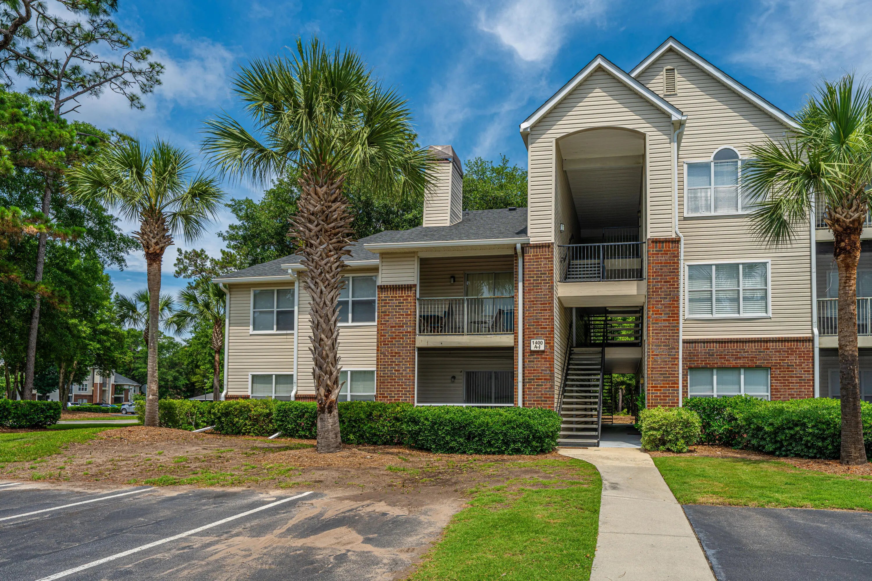 Photo of Listing #25015001