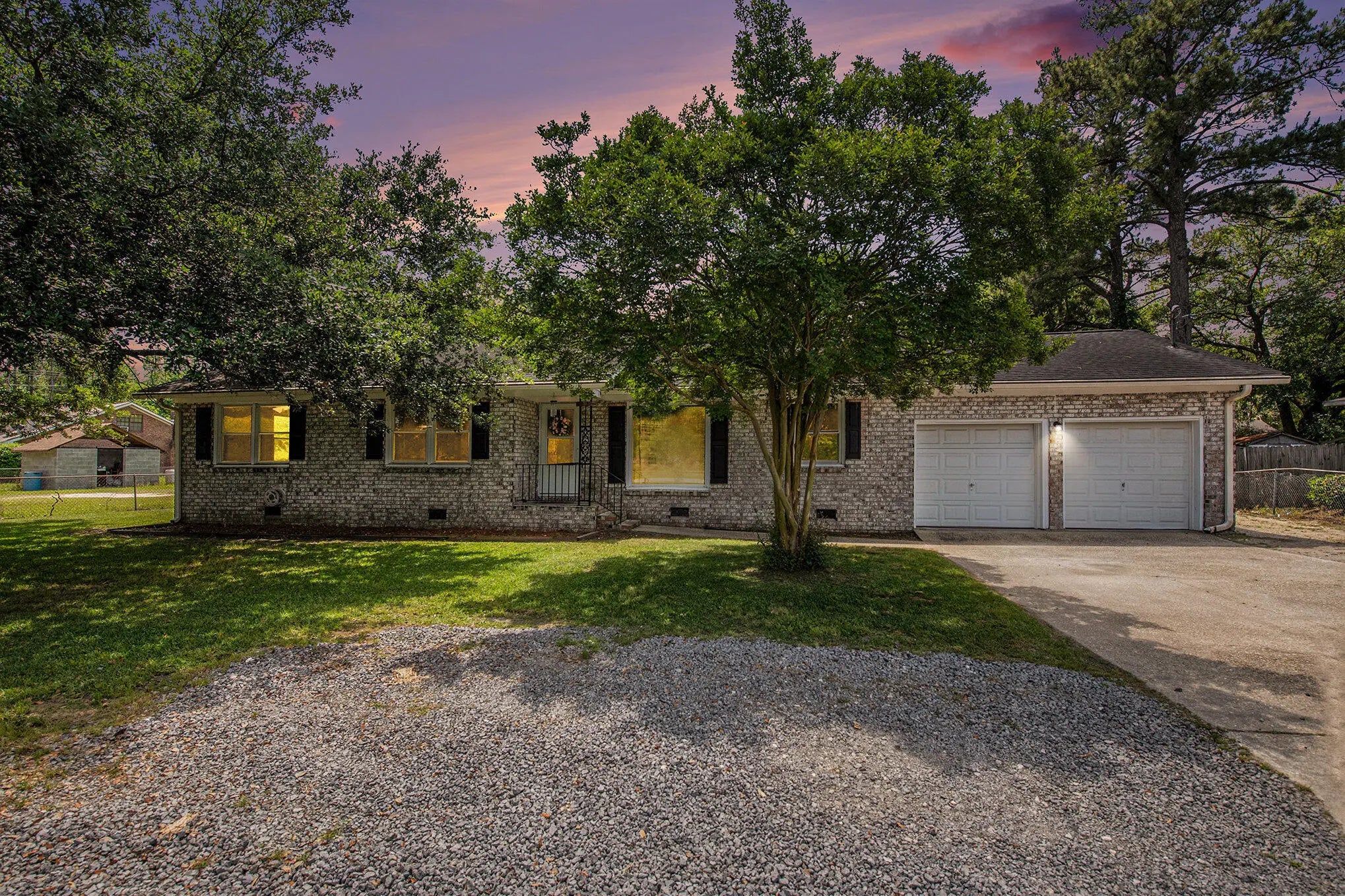 Photo of Listing #25028840