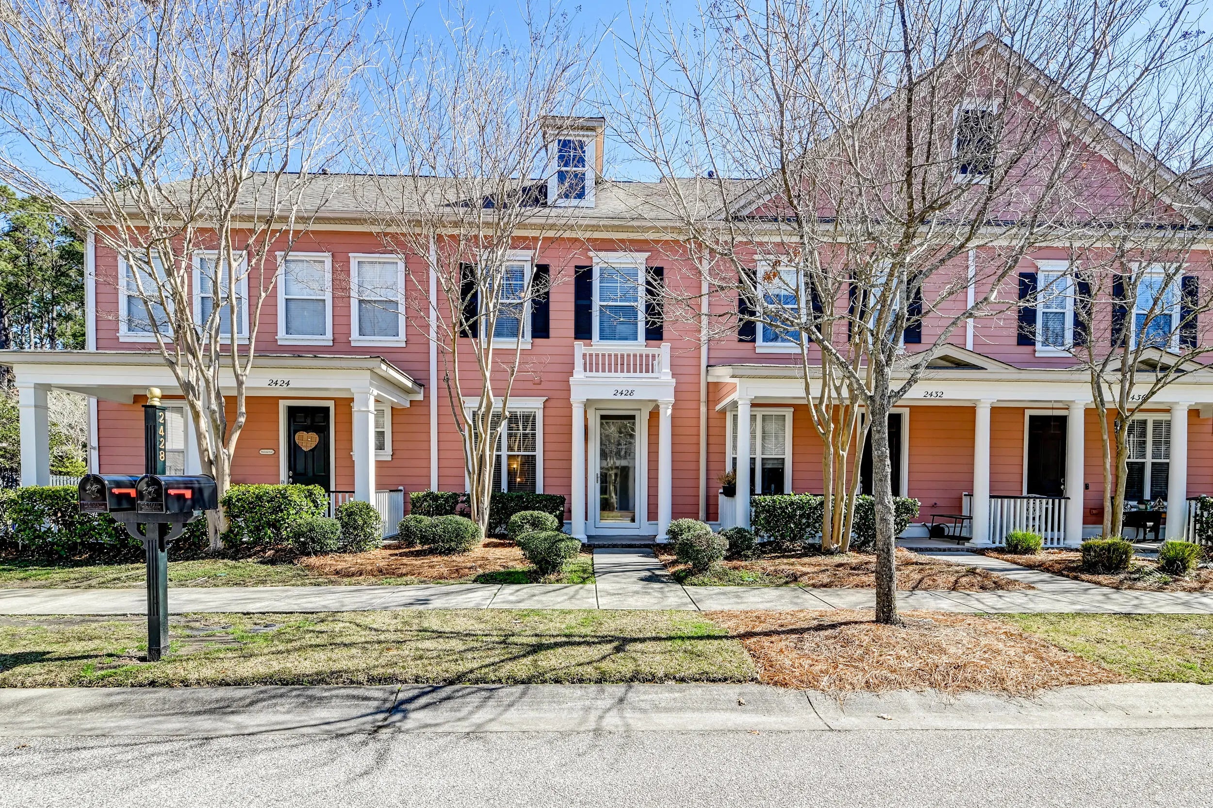 Photo of Listing #25004532