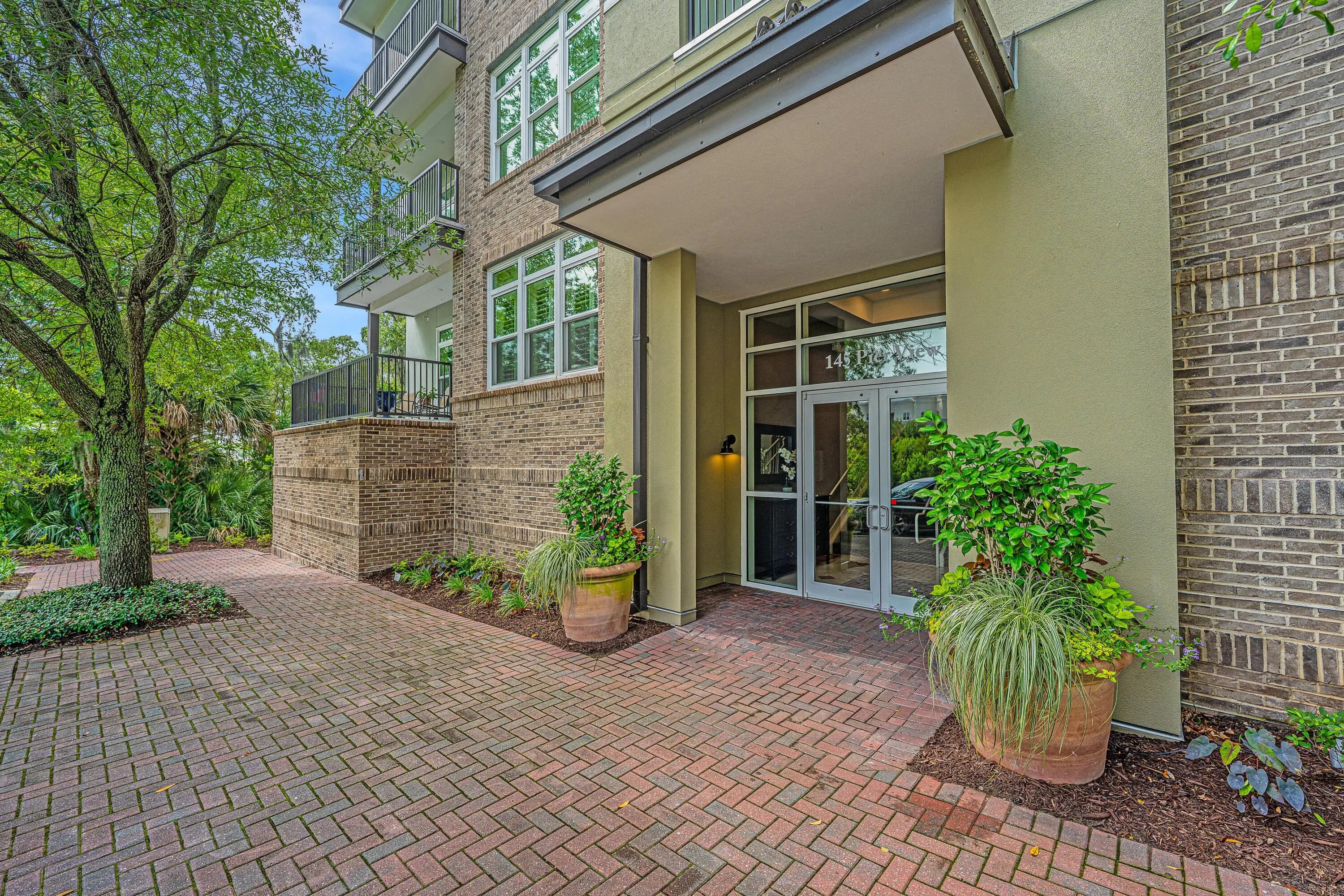 Photo of Listing #25015085