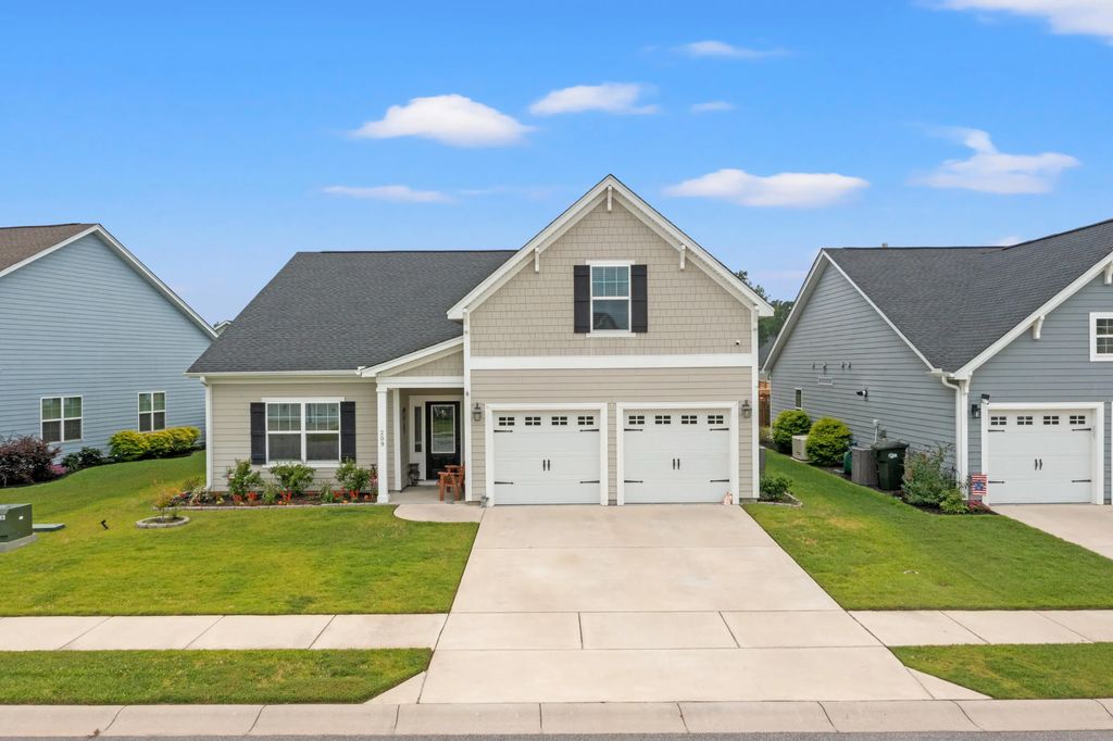 209 Fiddleback Drive, Summerville