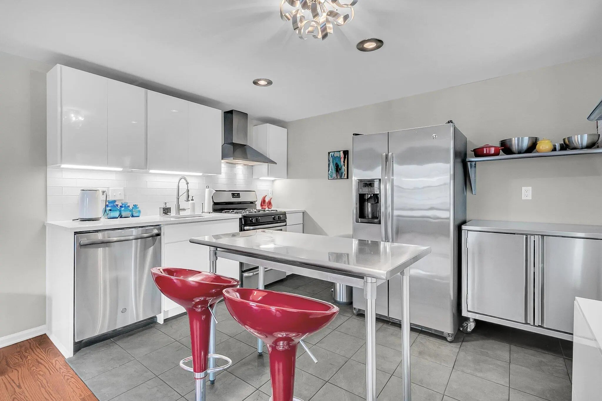 Photo of Listing #25008112