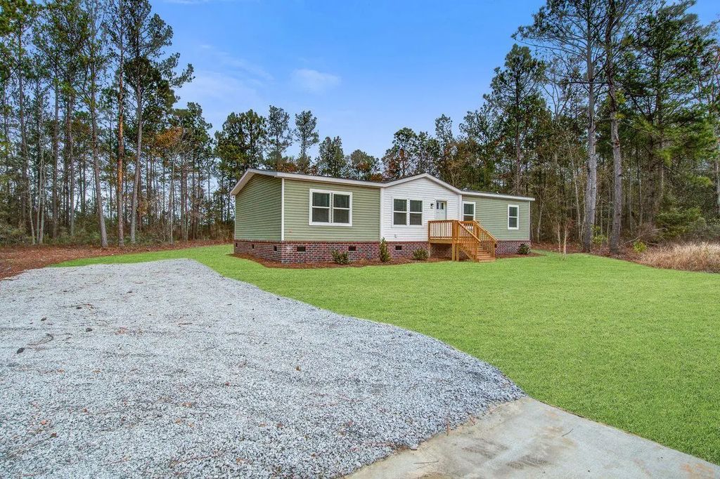 3450 Sniders Highway, Walterboro