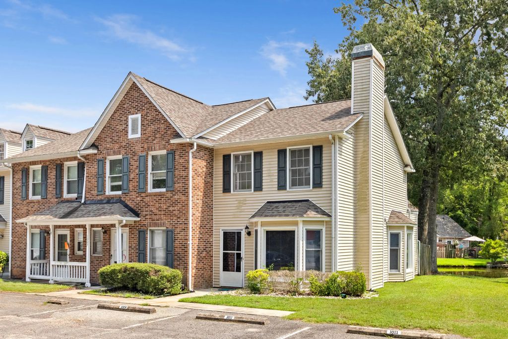 1011 Reserve Way, Summerville