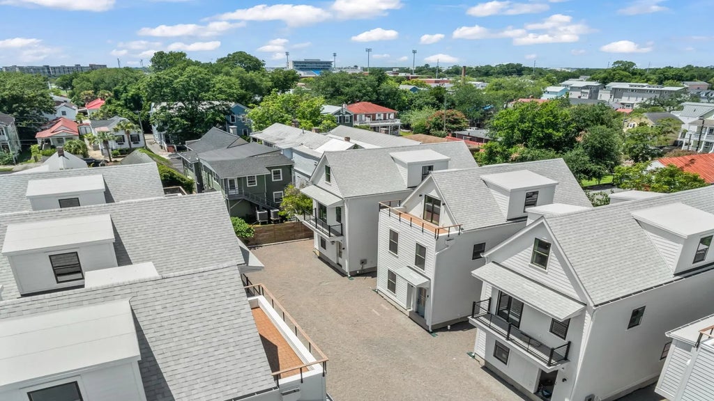 29 Nats Court, Charleston