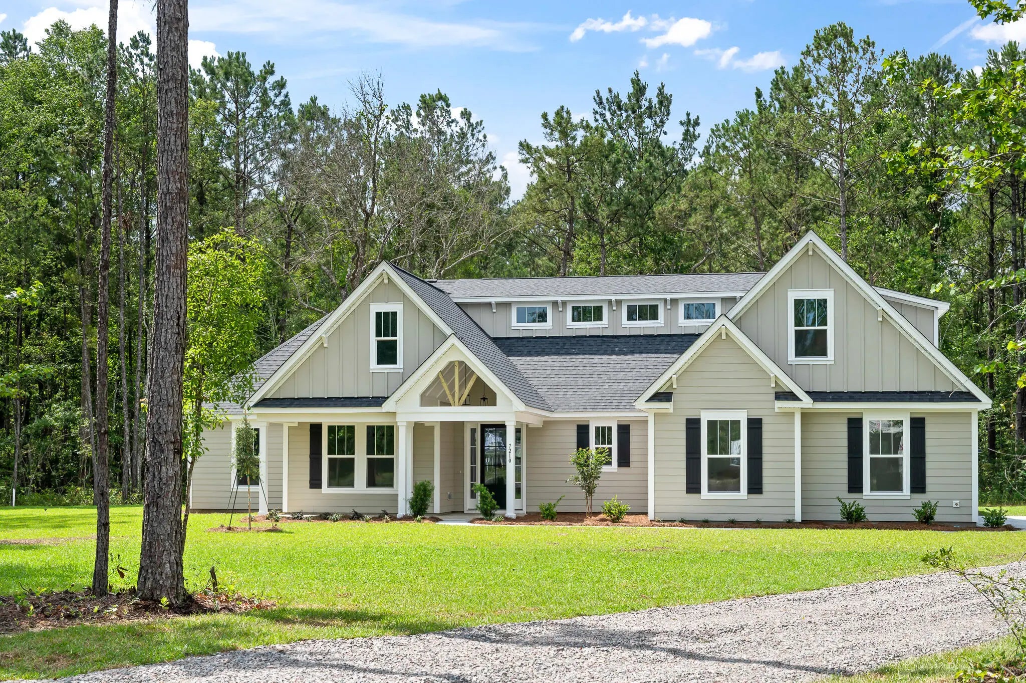 Photo of Listing #25000411