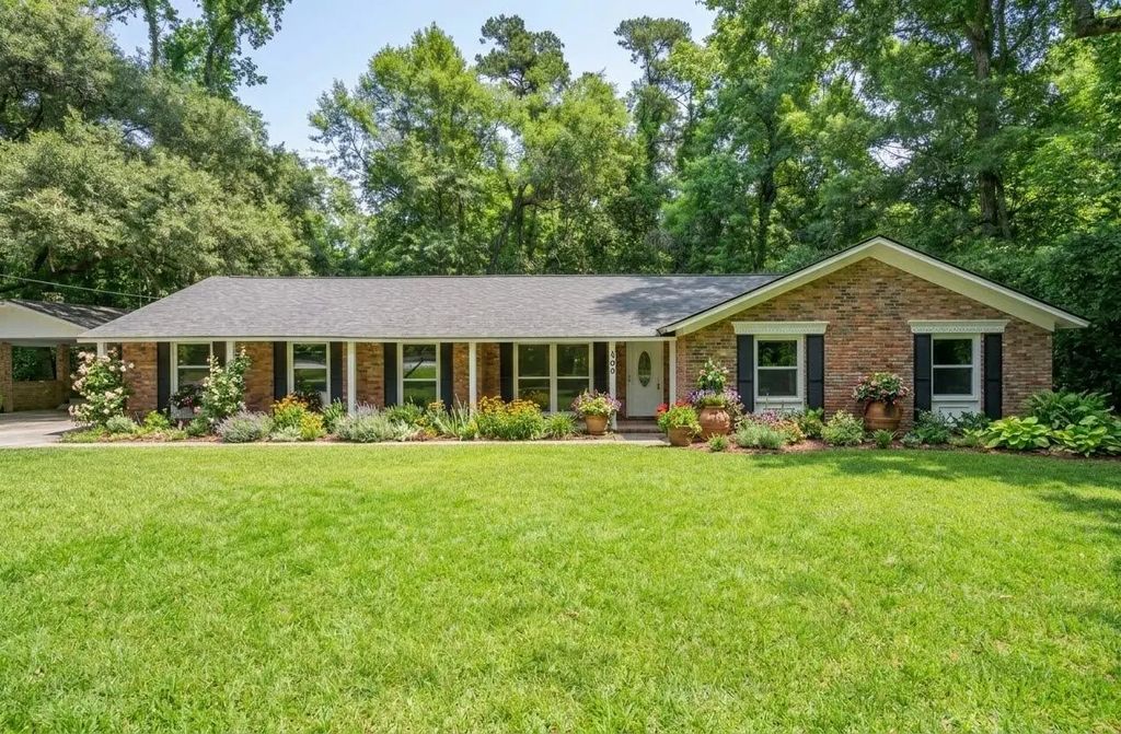 109 Halcyon Road, Summerville