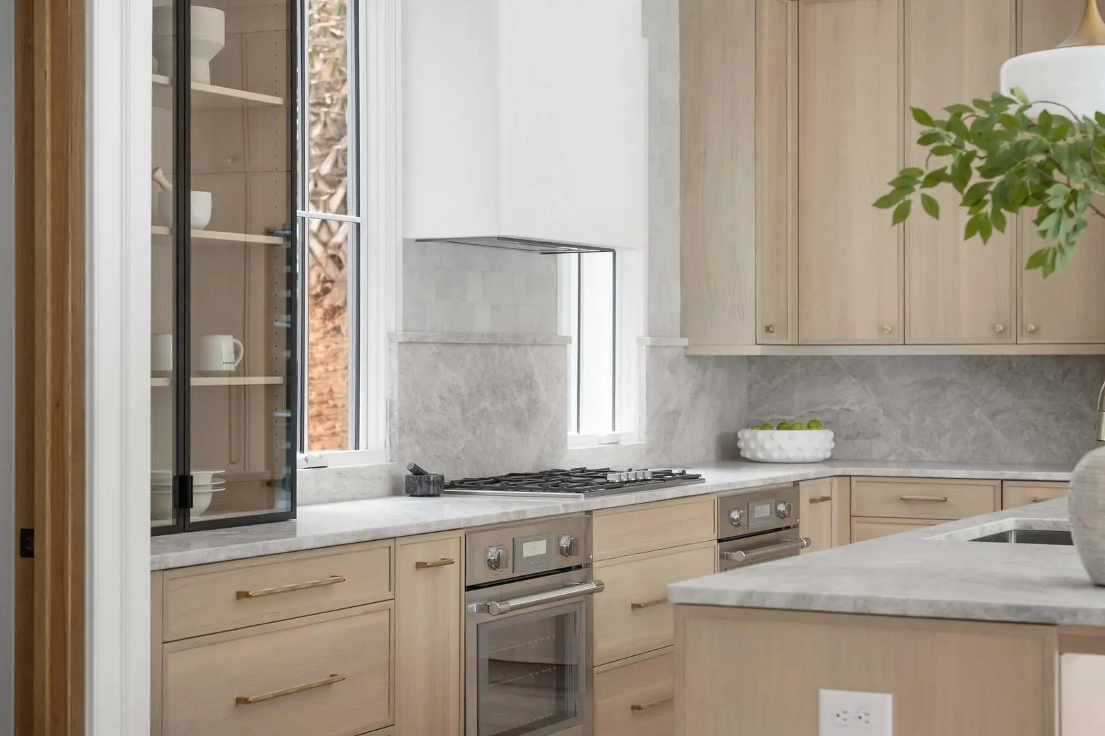 33 Duany Road, Mount Pleasant, SC, 29464