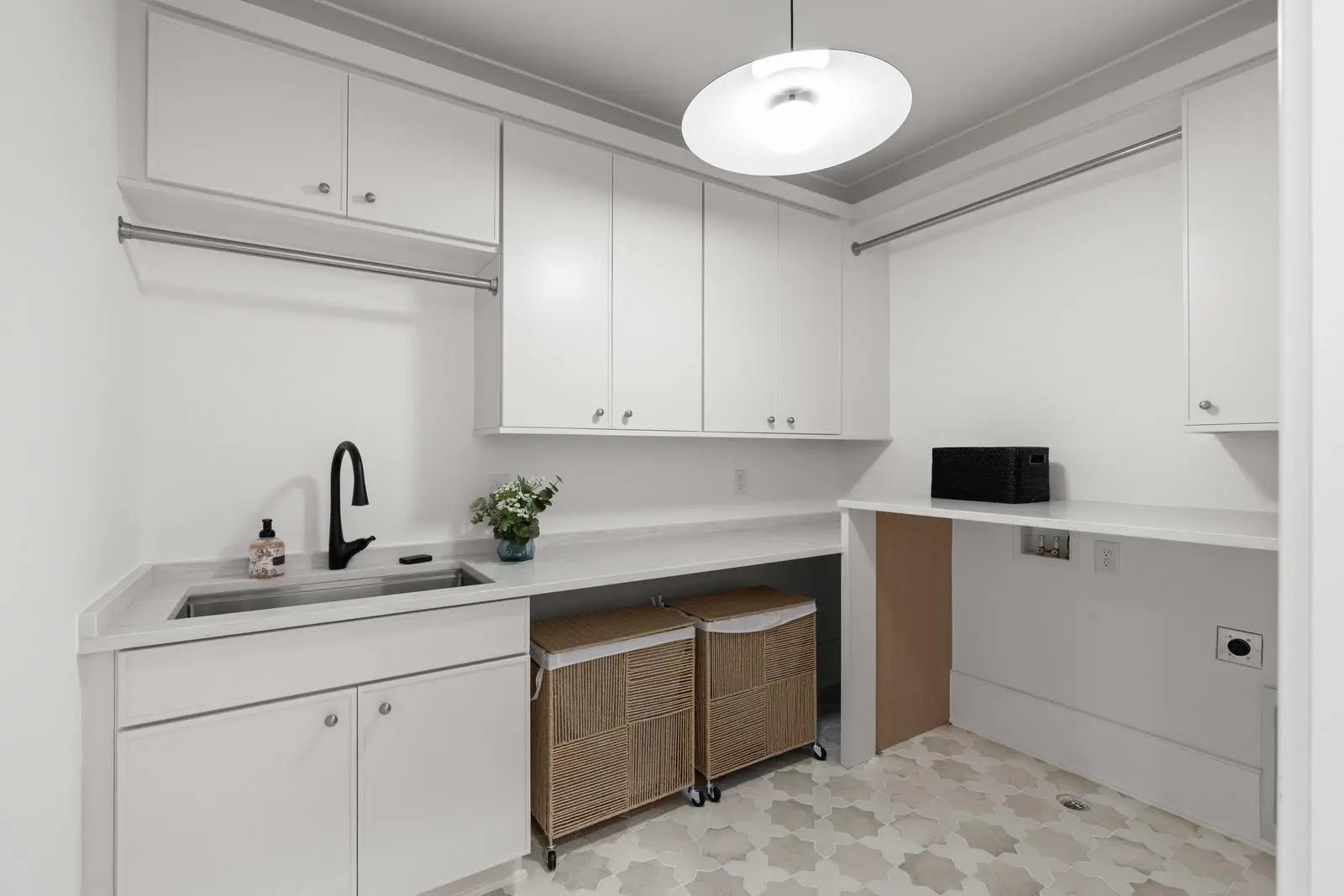 33 Duany Road, Mount Pleasant, SC, 29464