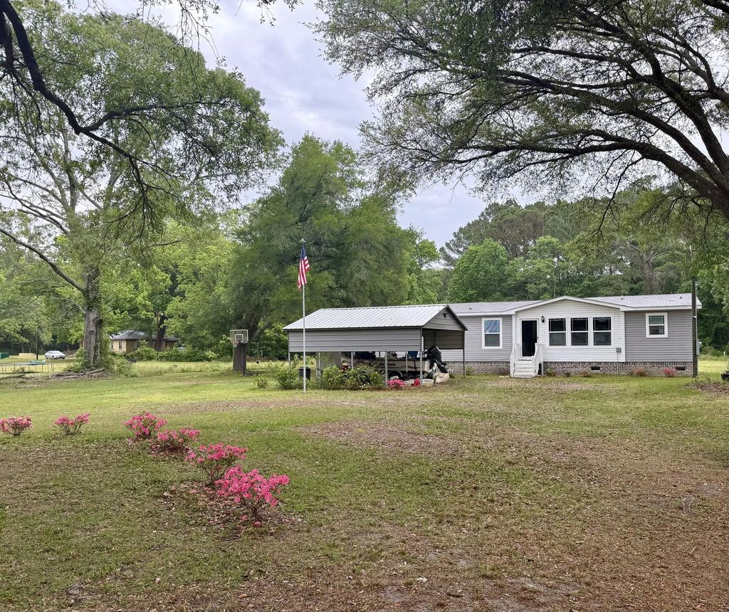 2810 Sc-174, Edisto Island