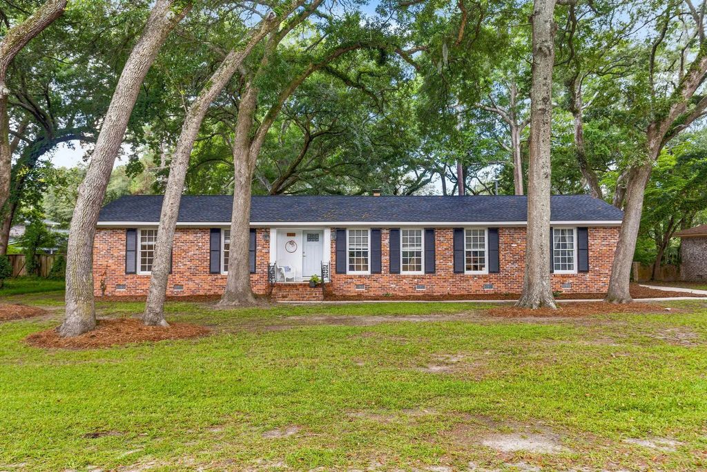 1775 Balfoure Drive, Charleston