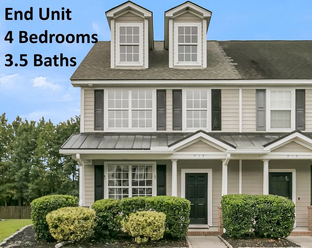 717 Hemingway Circle, Summerville