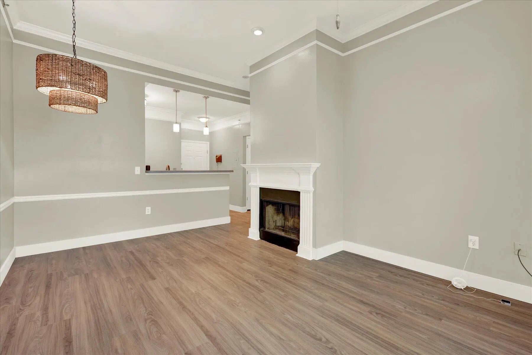 Photo of Listing #25027033