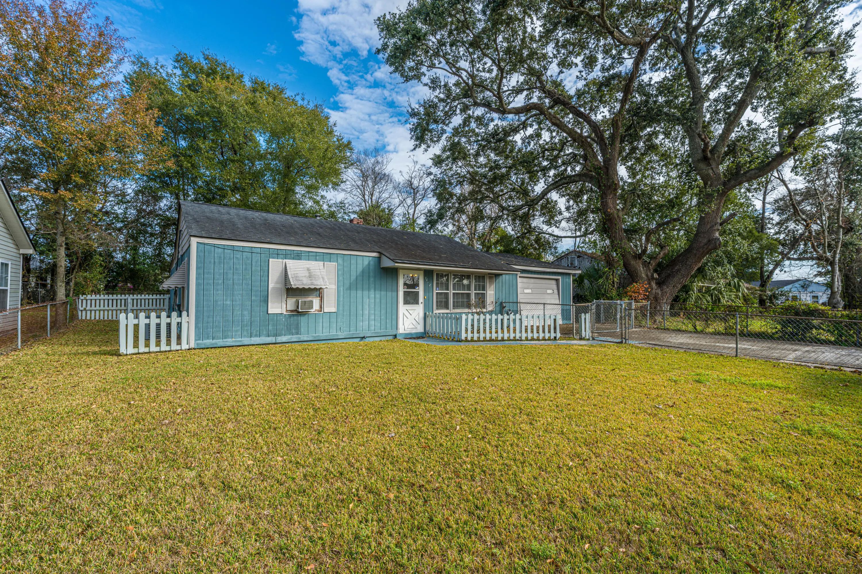 Photo of Listing #25032969