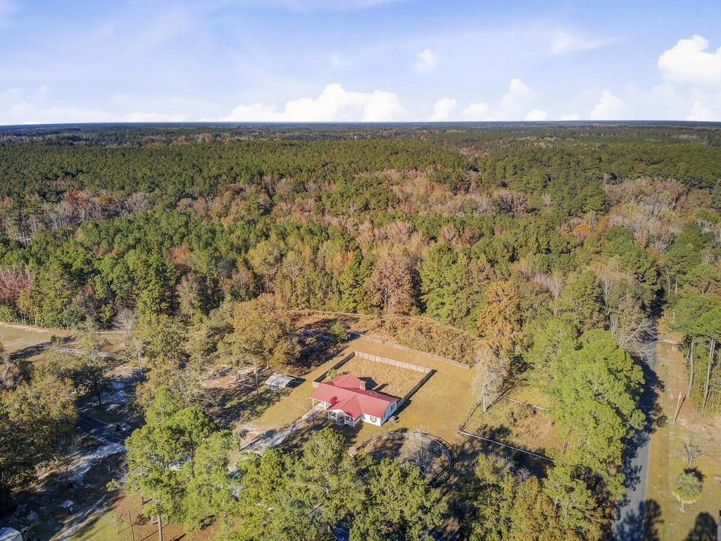 201 Welles Lane, Walterboro