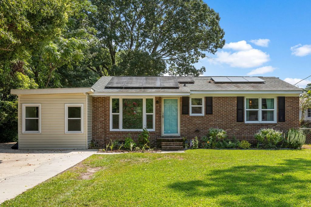 860 Santee Street, Charleston