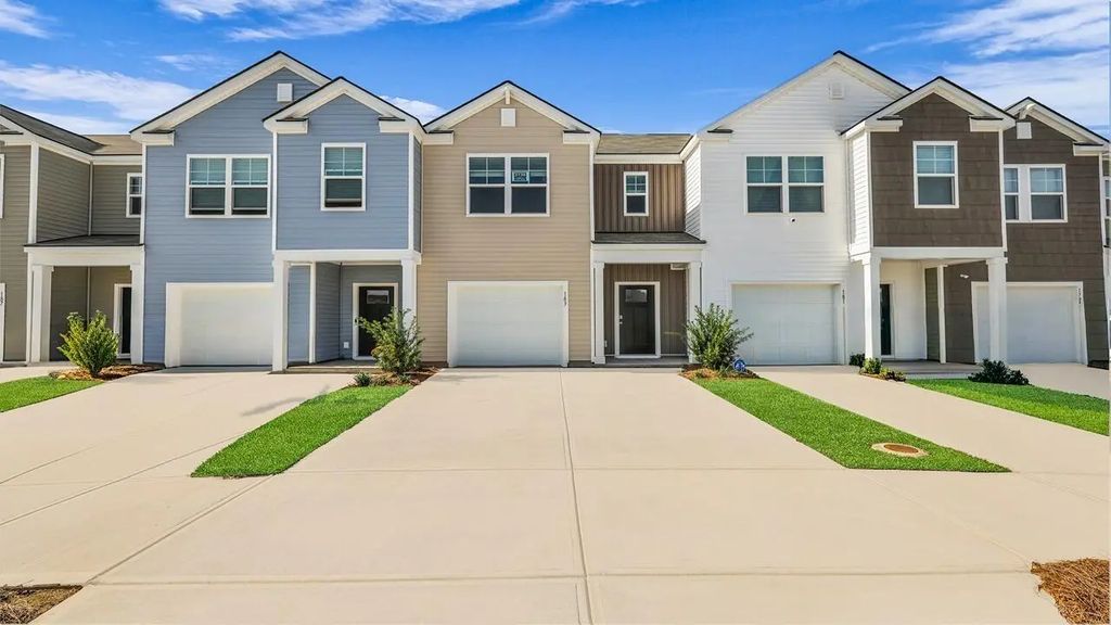 309 Bluebell Way, Moncks Corner