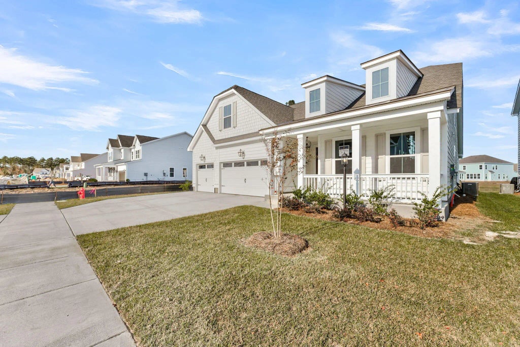 2 Cherrywood Drive, Summerville