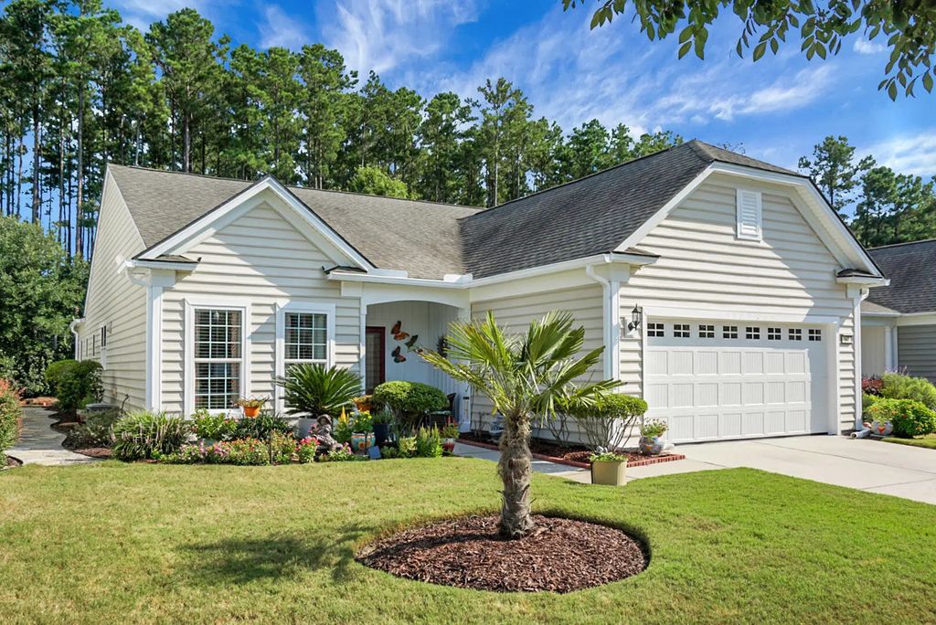 597 Eastern Isle Avenue, Summerville