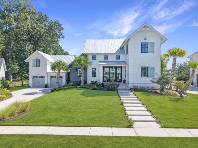 Photo of 3819 Sawyers Island Dr, Mount Pleasant SC