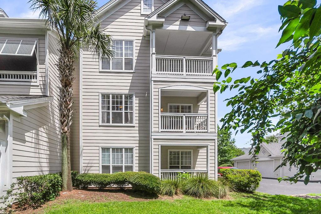 45 Sycamore Avenue Apt 1822, Charleston