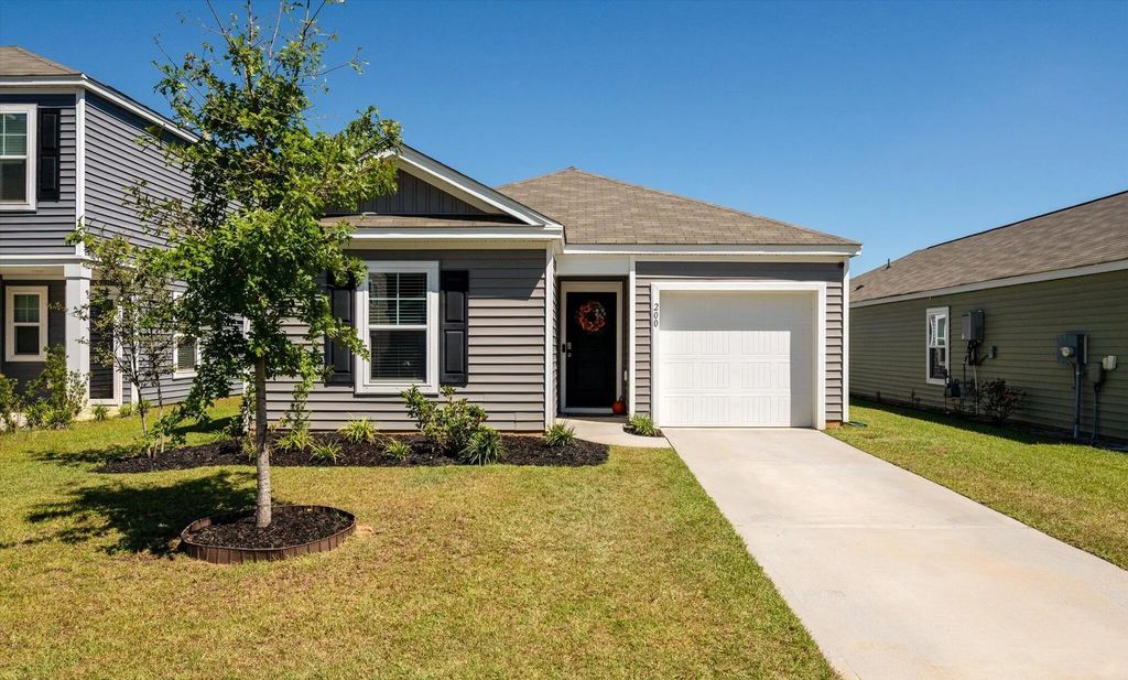 200 Coral Sunset Way, Summerville