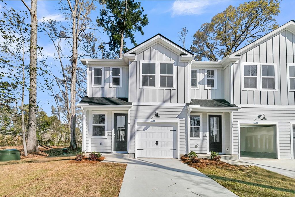 147 Berry Shoals Drive, Summerville