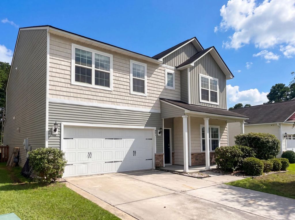301 Decatur Drive, Summerville