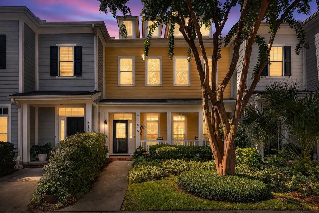 815 Soaring Lane, Charleston