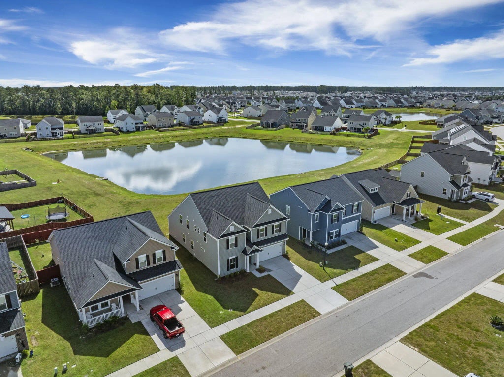 312 Firewheel Court, Summerville