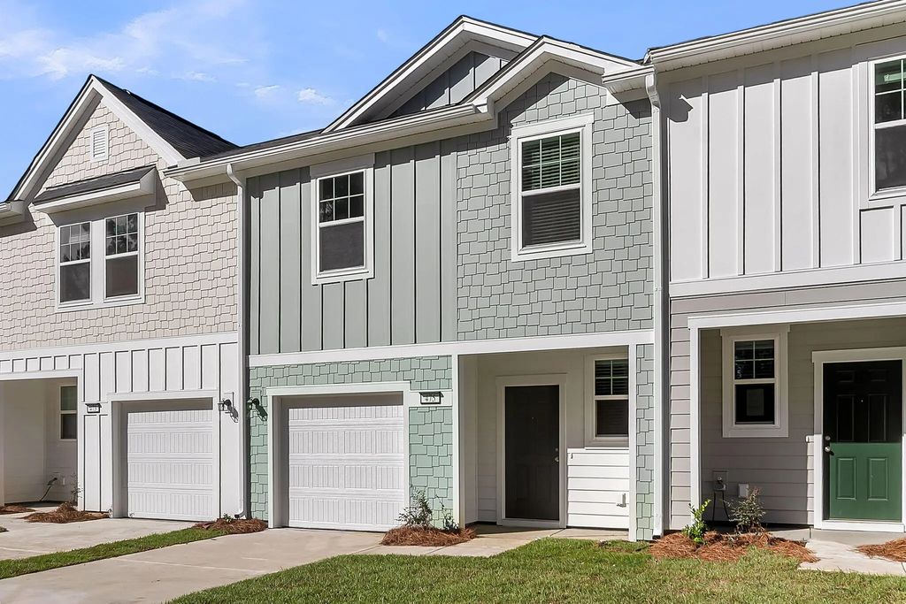190 Halstead Drive, Moncks Corner