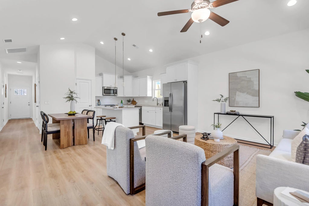 3870 Chestnut Street, North Charleston