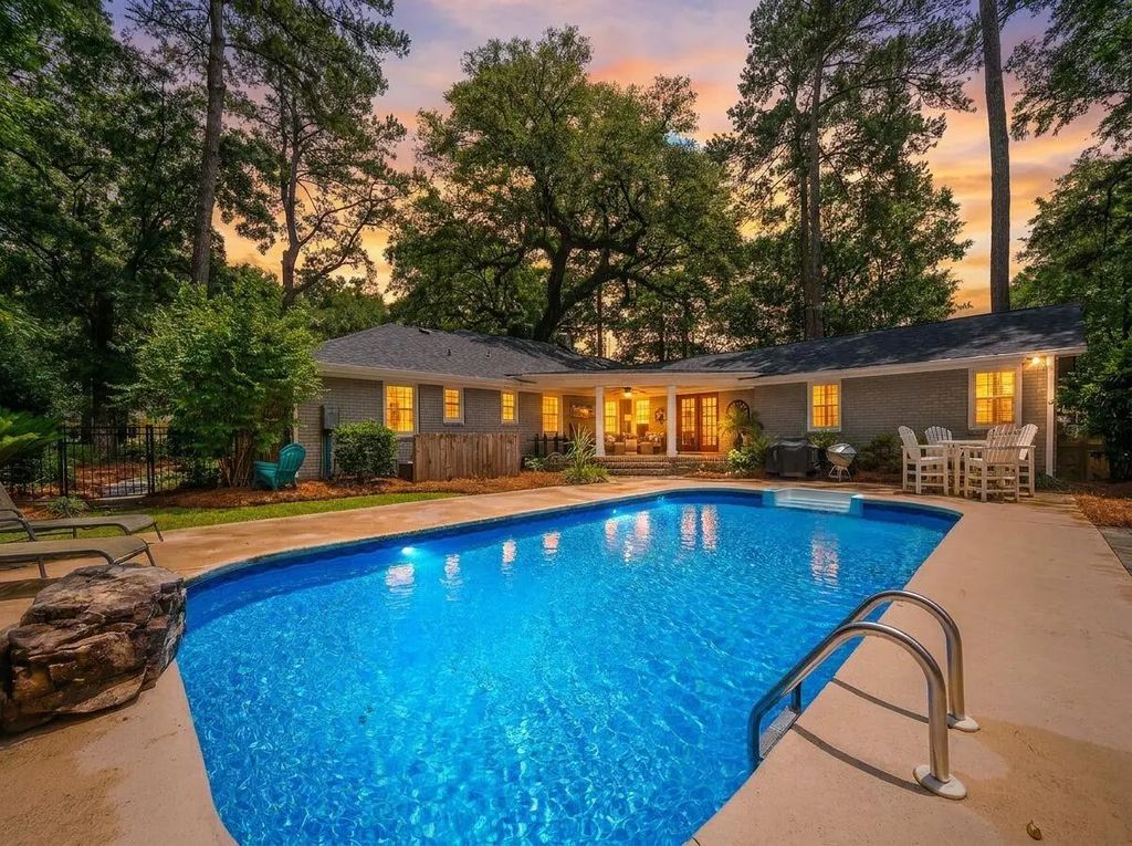 108 President Circle, Summerville