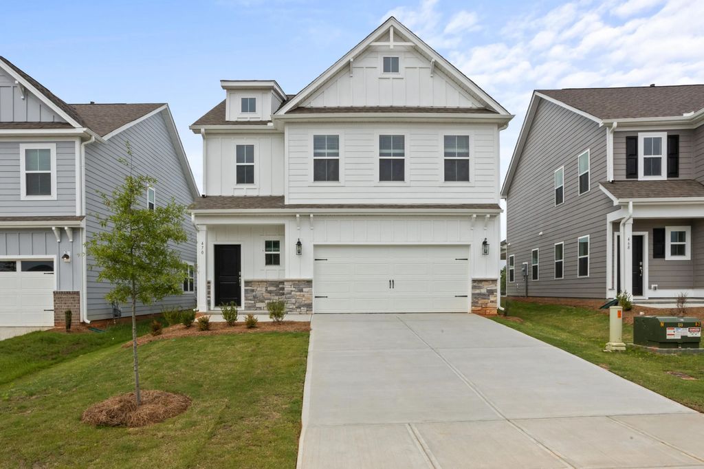 470 Sweetbay Drive, Seneca