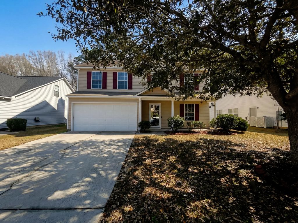 318 Aberdeen Circle, Summerville